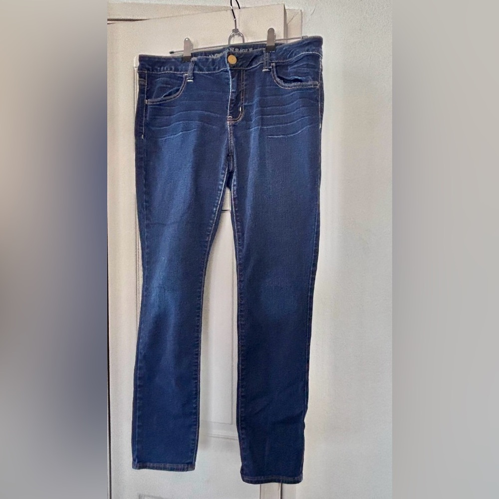American Eagle Outfitters Straight-Leg Dark Blue Jeans